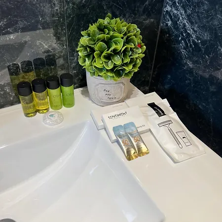 Living Boutique Adults Only Apartman *
